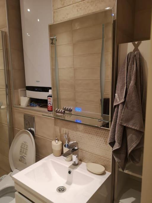 סופיה Apartment Opalchenska / Pirotska מראה חיצוני תמונה