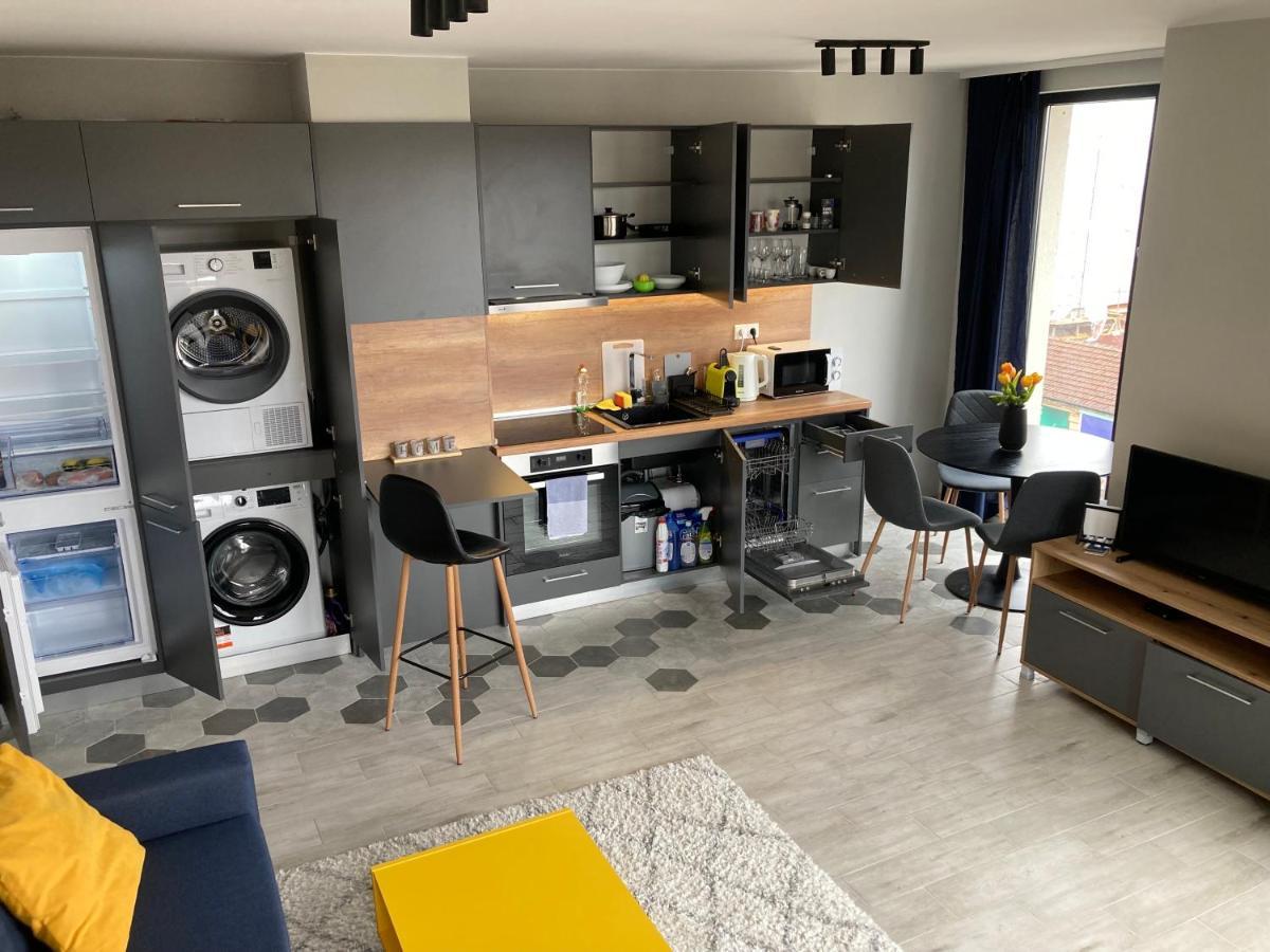 סופיה Apartment Opalchenska / Pirotska מראה חיצוני תמונה